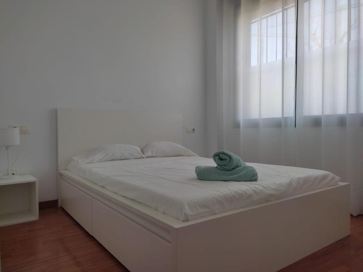 בדלונה Ap4Us B1 - Apartment For Us - Sightseeing & Beach Near To Barcelona מראה חיצוני תמונה
